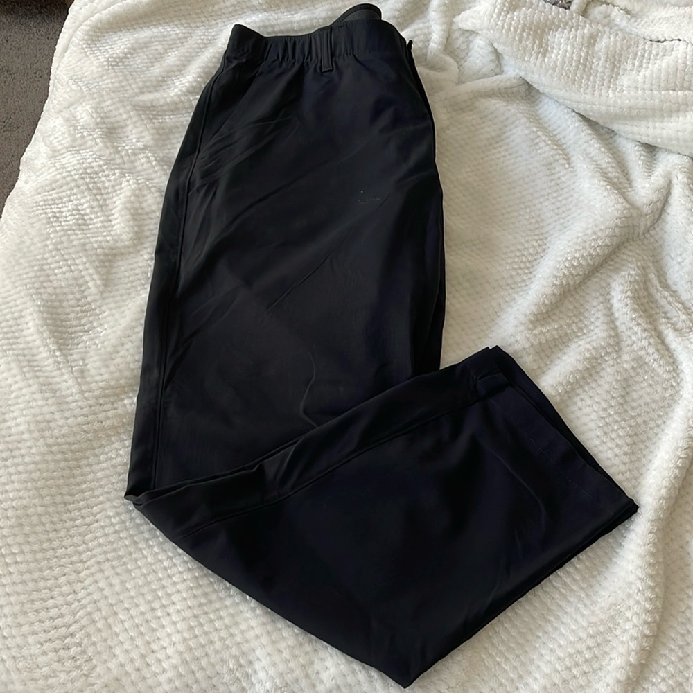 Under Armour golf pants